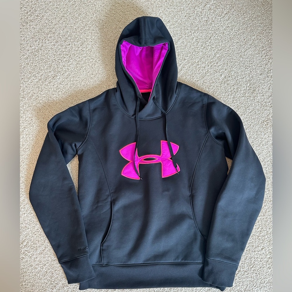 Like new Under Armour sweatshirt
